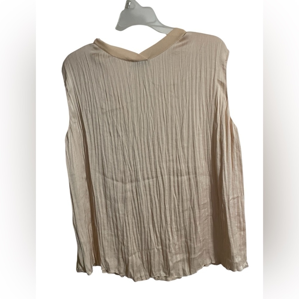 NWT VINCE Crushed Sleeveless Double V-neck Blouse - Picture 8 of 9